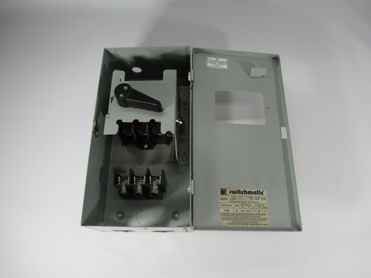 Federal Pioneer 1336 Fusible Disconnect Switch 30A 600VAC 3P MISSING CAP USED