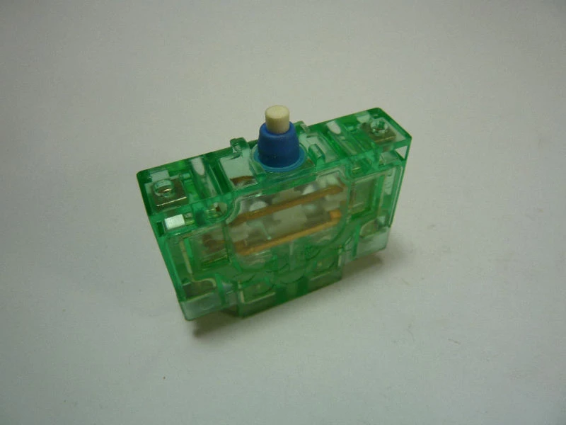 Schaltbau S847-W1A2a Snap-Action Microswitch SPDT-DB USED