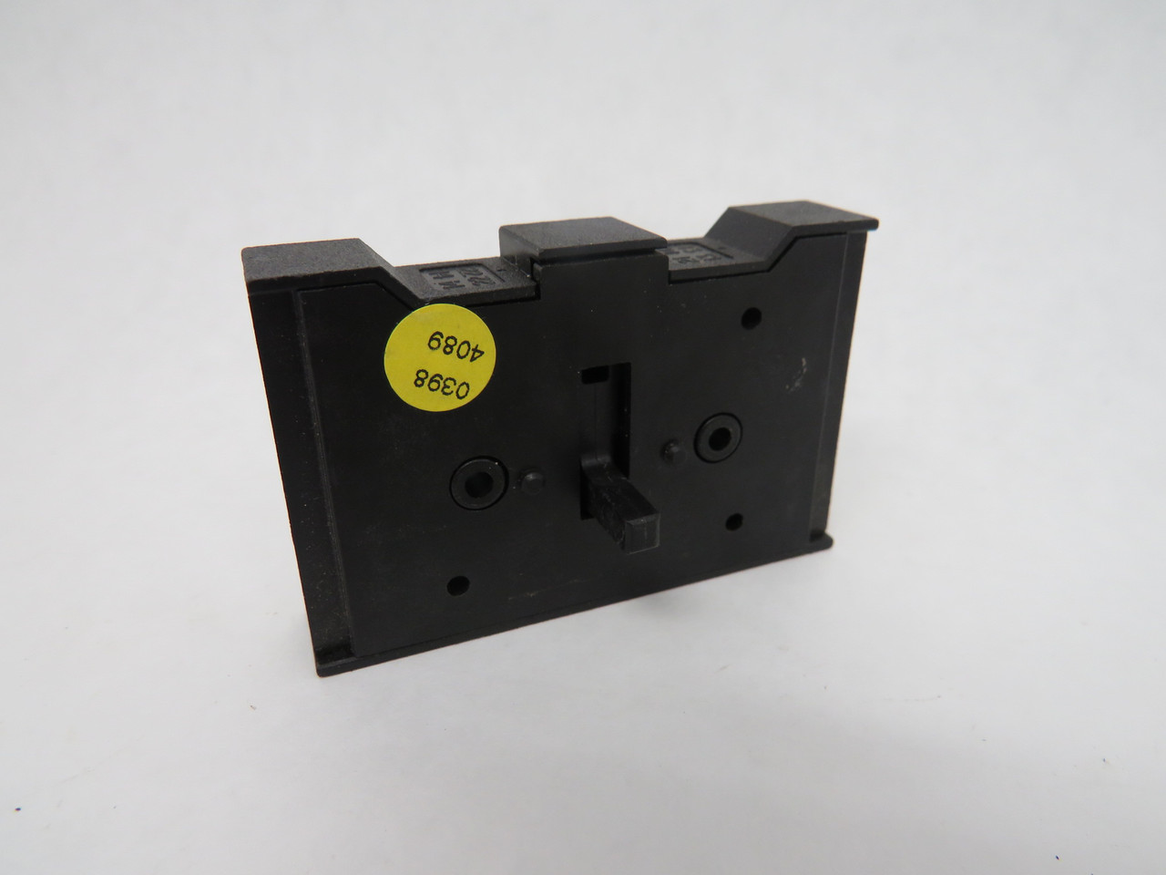 Moeller HI11-P1/P3 Auxiliary Switch for Disconnect 10A 600V 1NO 1NC USED