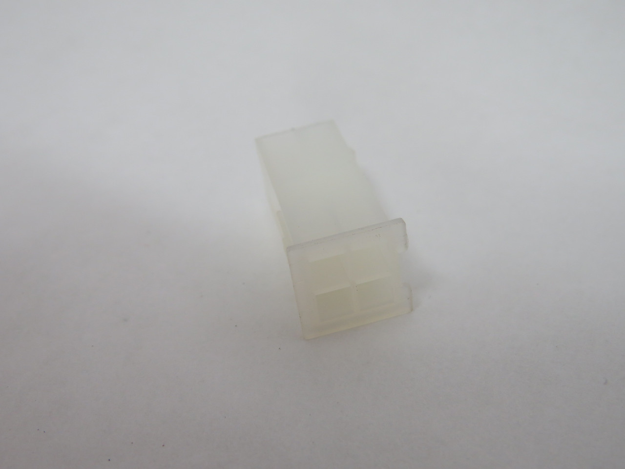 Molex 39-01-3043 Mini-Fit Jr. Plug Housing Dual Row 4 Circuits Natural Lot/5 NOP