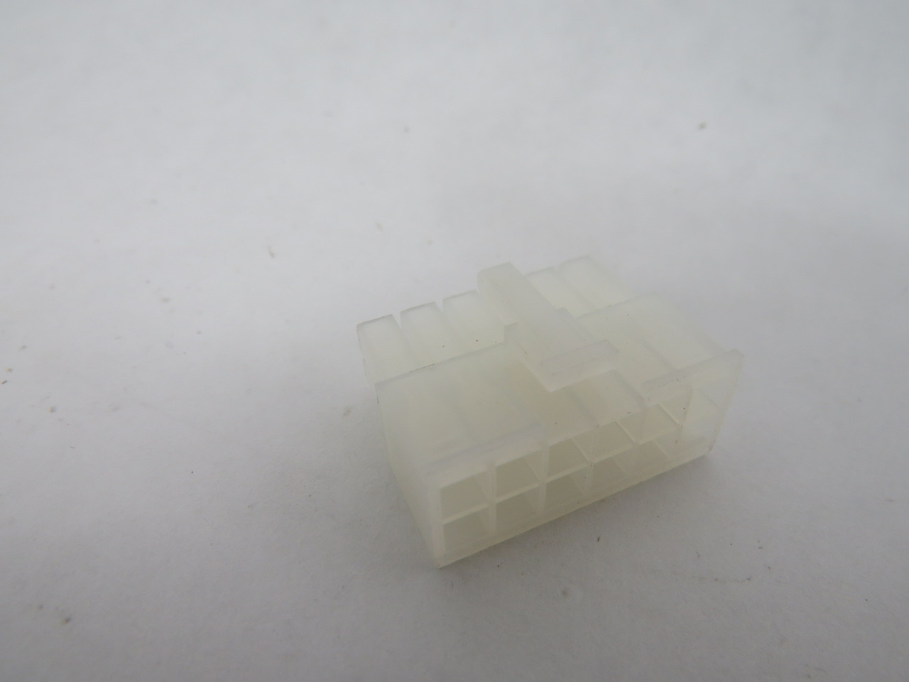 Molex 39-01-2120 Mini-Fit Jr. Plug Housing Dual Row 12 Circuit Natural Lot/3 NOP