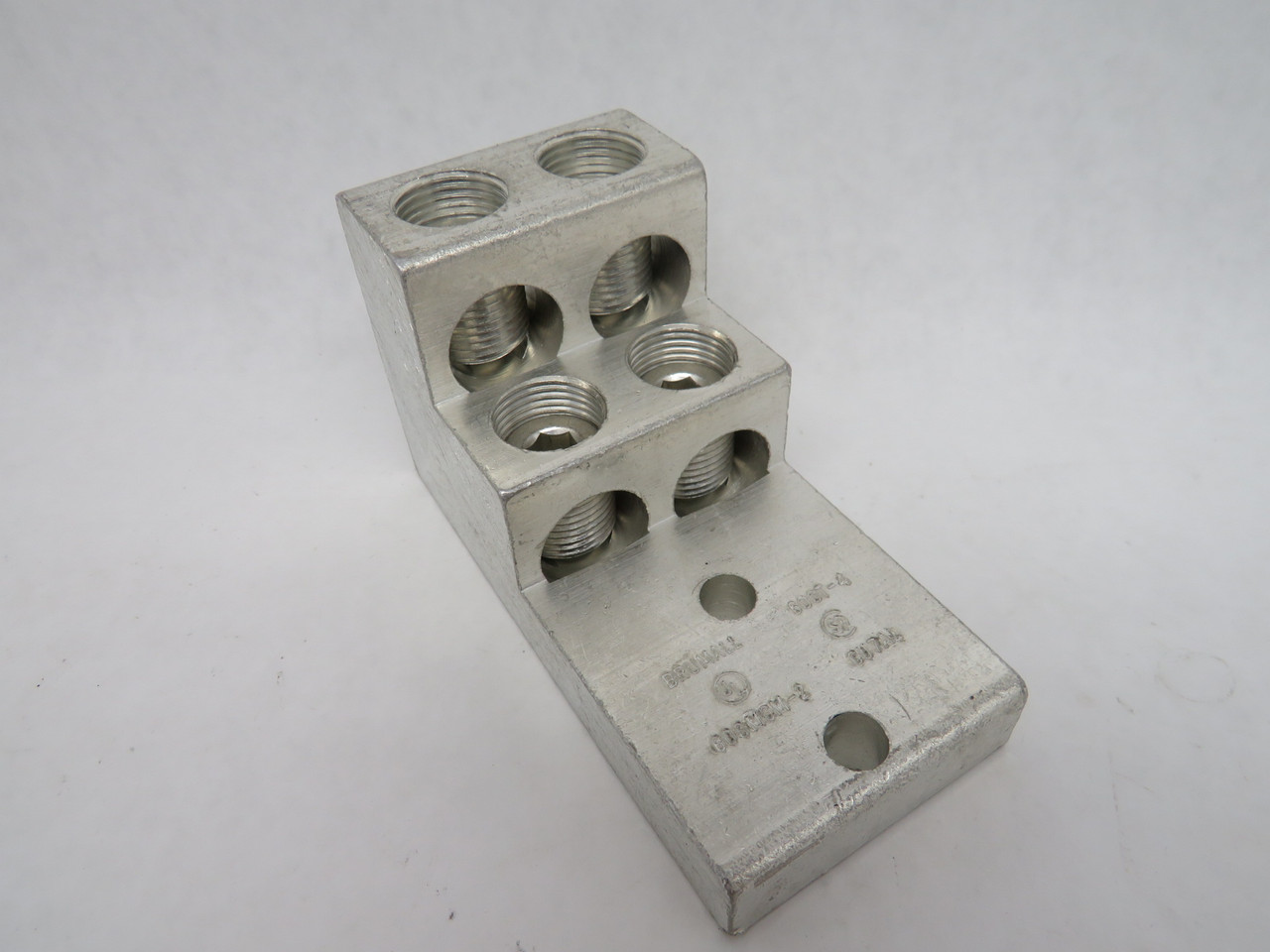 Brumall 600T-4 600MCM-2 CU7AL 4-Step Panel Lug SHELF WEAR NOP