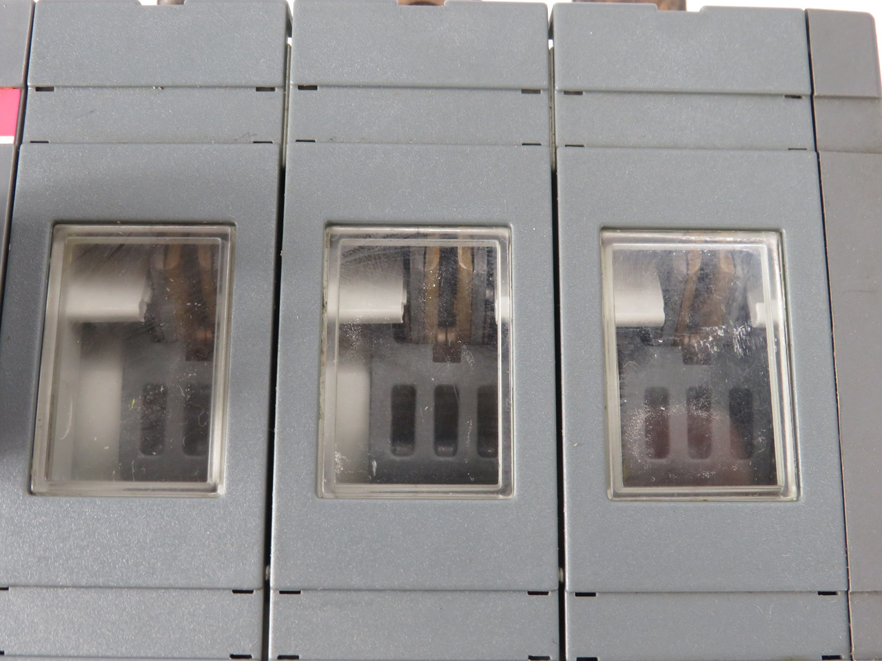 ABB OTM200E3CM230C Motorized Change-Over Switch 200A 415V 50/60Hz SHELF WEAR NOP