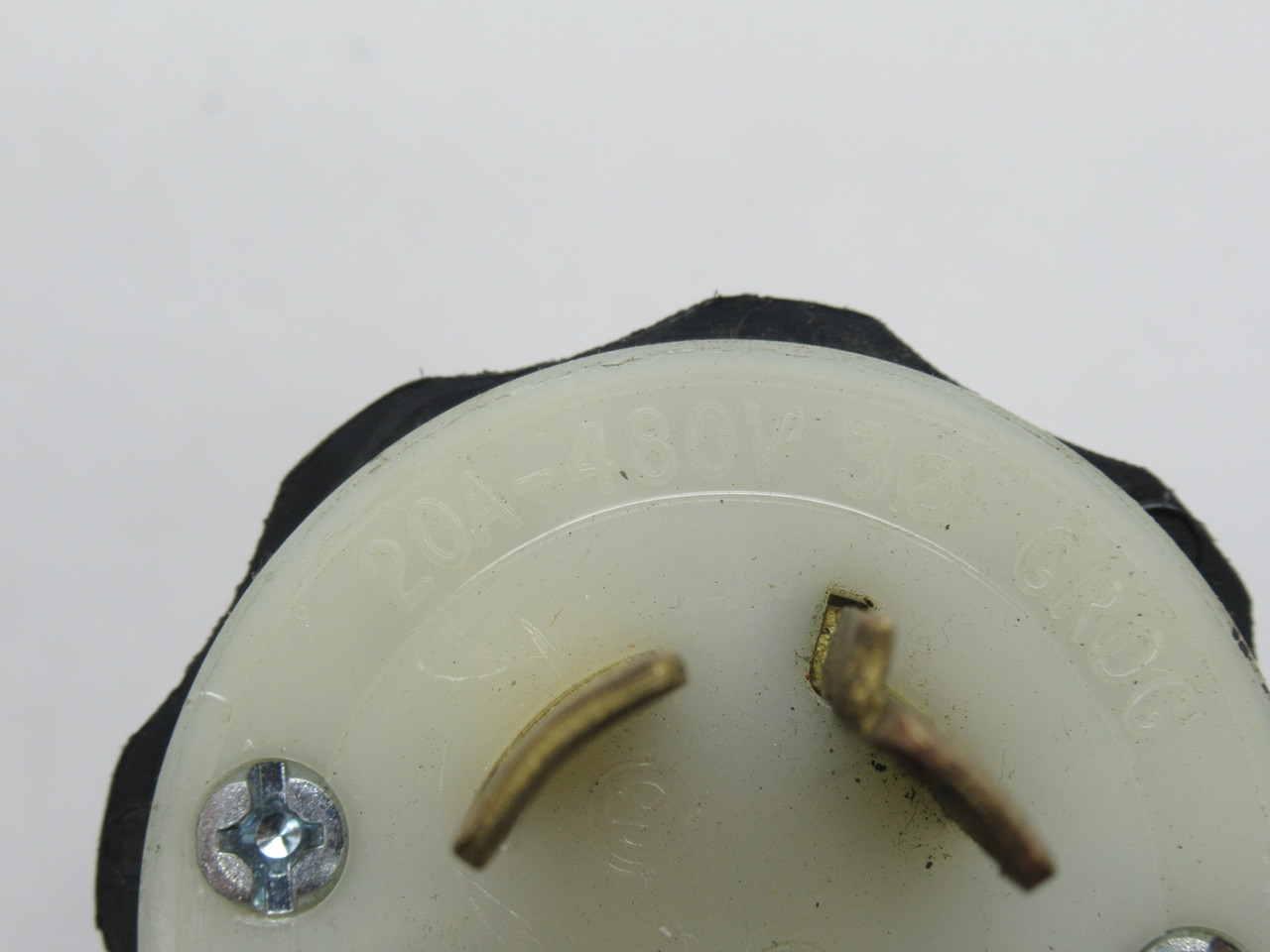 Leviton 2431 Locking Plug 20A 480V 4-Wire 3-Pole NEMA L16-20P USED