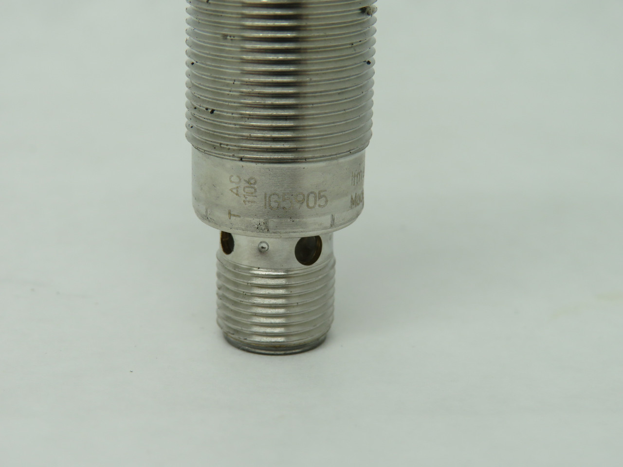 IFM IG5905 Proximity Sensor 10-30VDC 100mA 8mm Distance MISSING HEX NUT USED