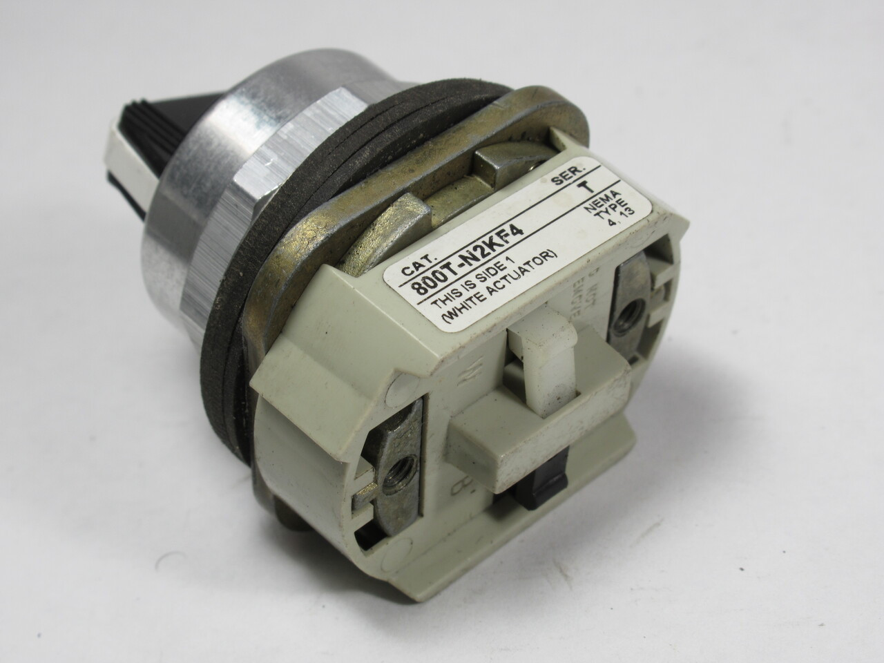Allen-Bradley 800T-N2KF4 Series T 4-Position Selector Switch No Contacts USED