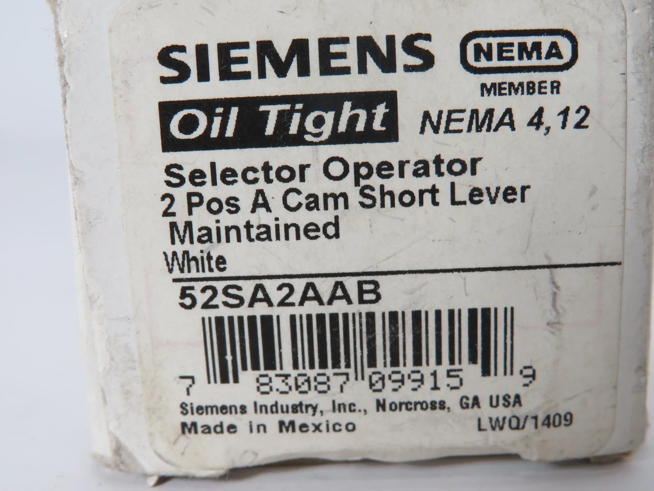 Siemens 52SA2AAB Selector Switch Operator 2 Position Maintained BOX DAMAGE NEW