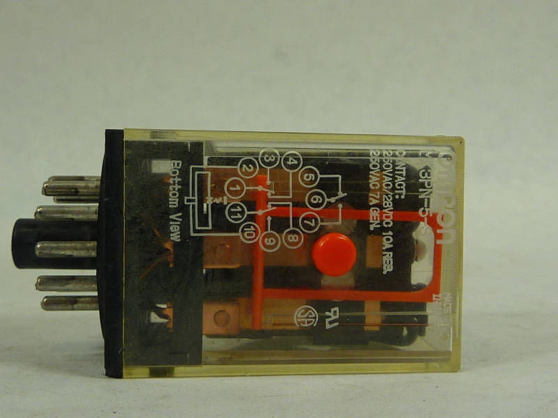 Omron MK3PN-5-S-AC120 General Relay 120VAC 10A 11-Pin USED