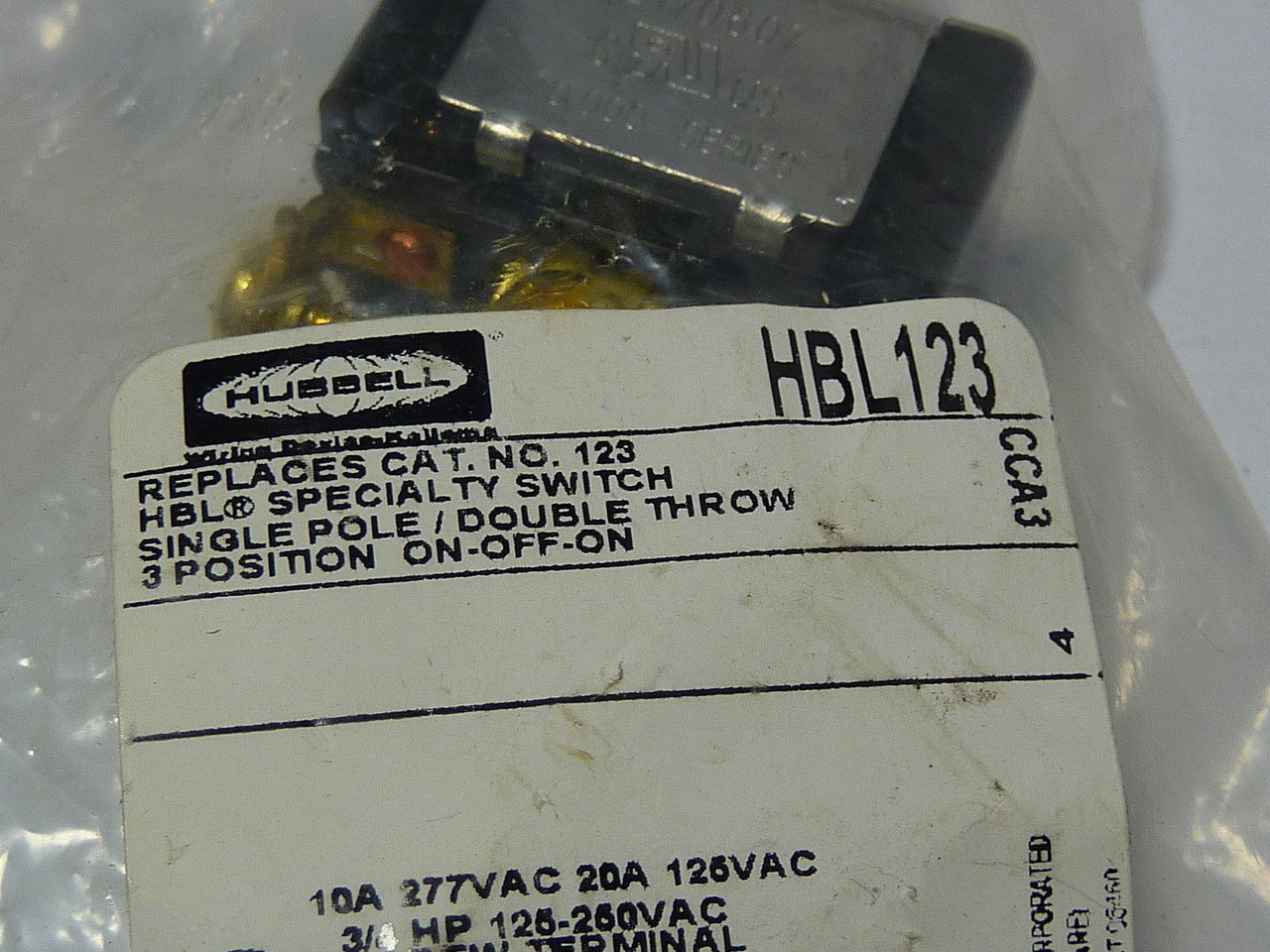Hubbell HBL123 Panel  SPDT Screw Term ! NEW !