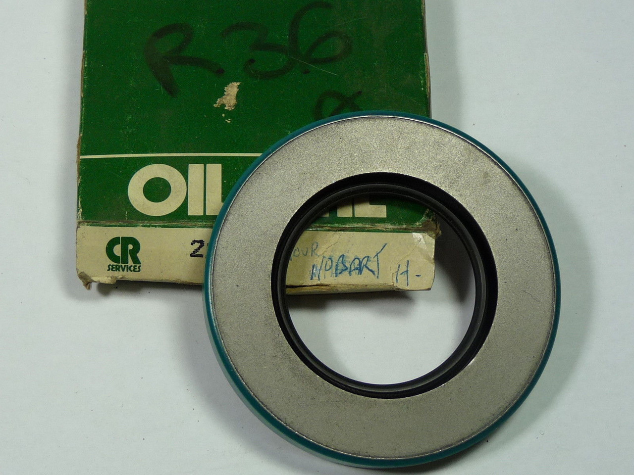 Chicago Rawhide 20140 Oil Seal 3-1/2" ! NEW !