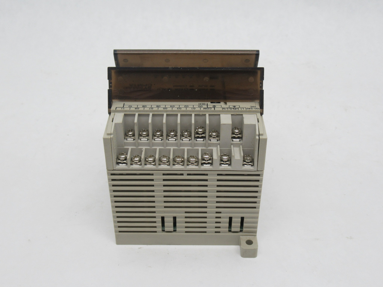 Omron CPM1A-20CDR-A Programmable Controller 100-240VAC USED