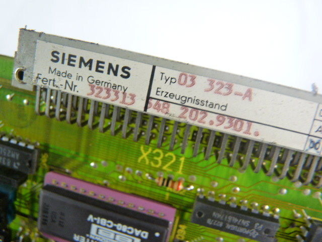 Siemens 548.202.9301 03323-A Sinumerik 3 Encoder / Command Value Board USED