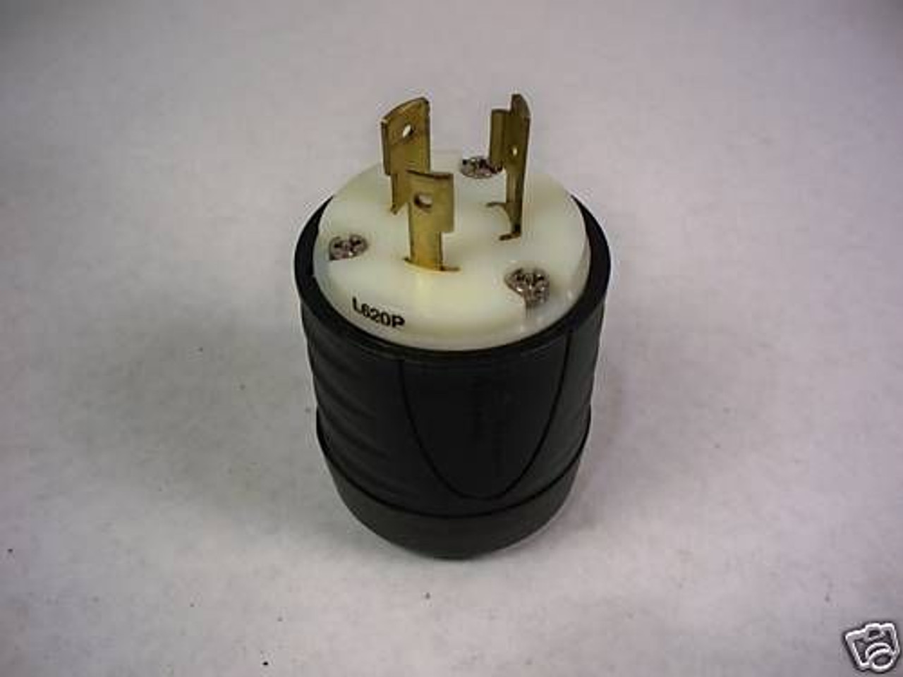 PASS&SEYMOUR L620P Male Connector 20A  250V USED