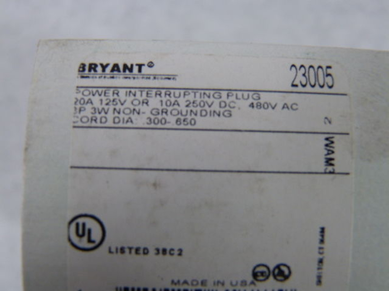 Bryant 23005 Power Interrupting Plug 20A 125V / 10A 250V 3P3W ! NEW !