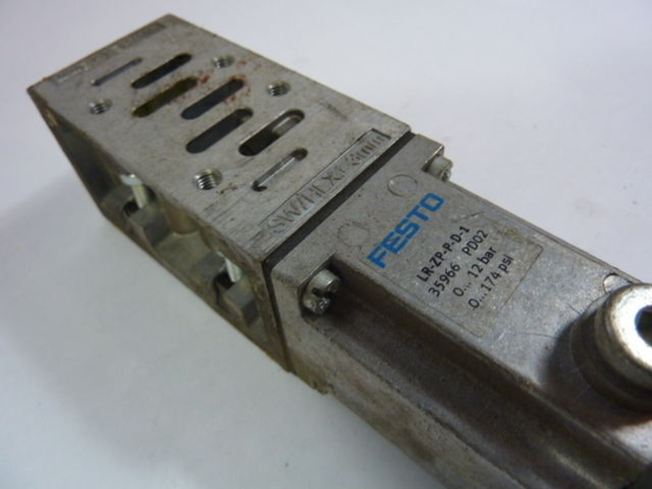 Festo LR-ZP-P-D-1 Regulator Plate Intermediate Pressure 0-12 Bar USED