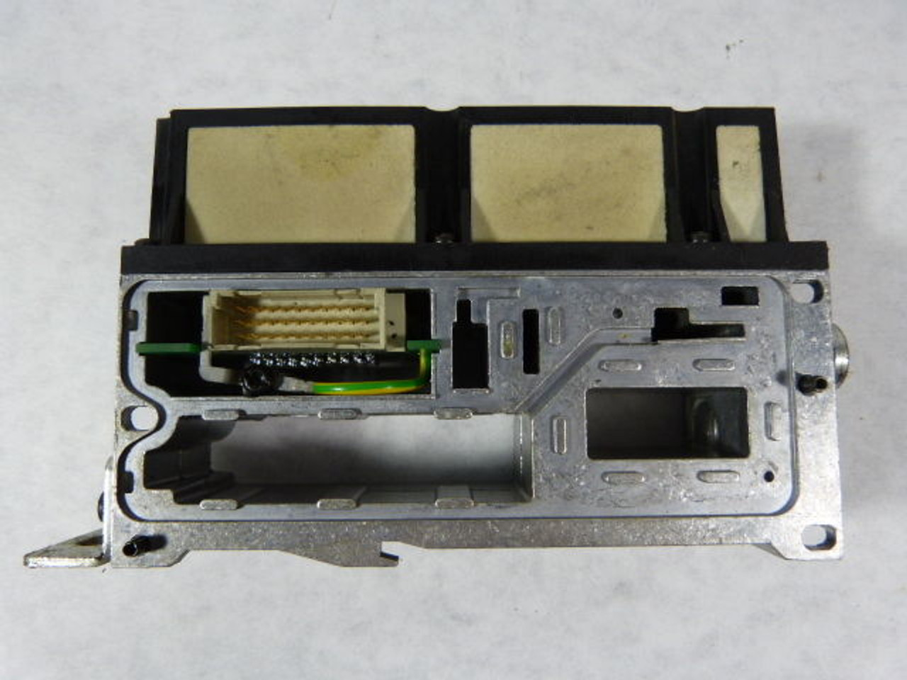 Festo VIGP-03-4.0-U Adapter Plate Manifold Block USED