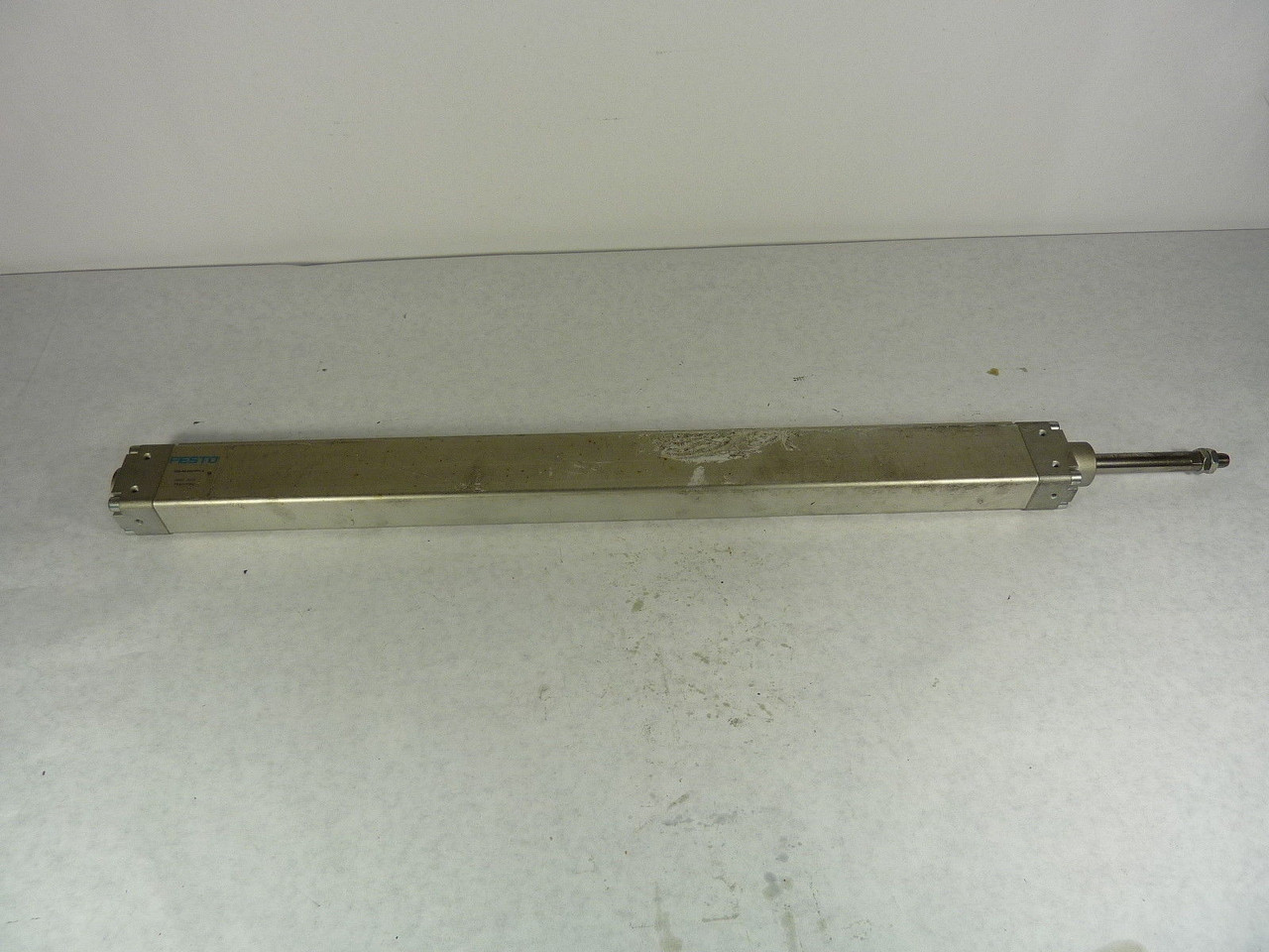 Festo DZH-40-610-PPV-A Flat Cylinder 10BAR USED