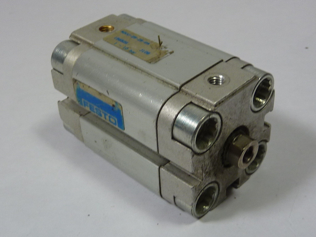 Festo 156526 ADVU-25-25-P-A Compact Pneumatic Cylinder 25mm Stroke USED