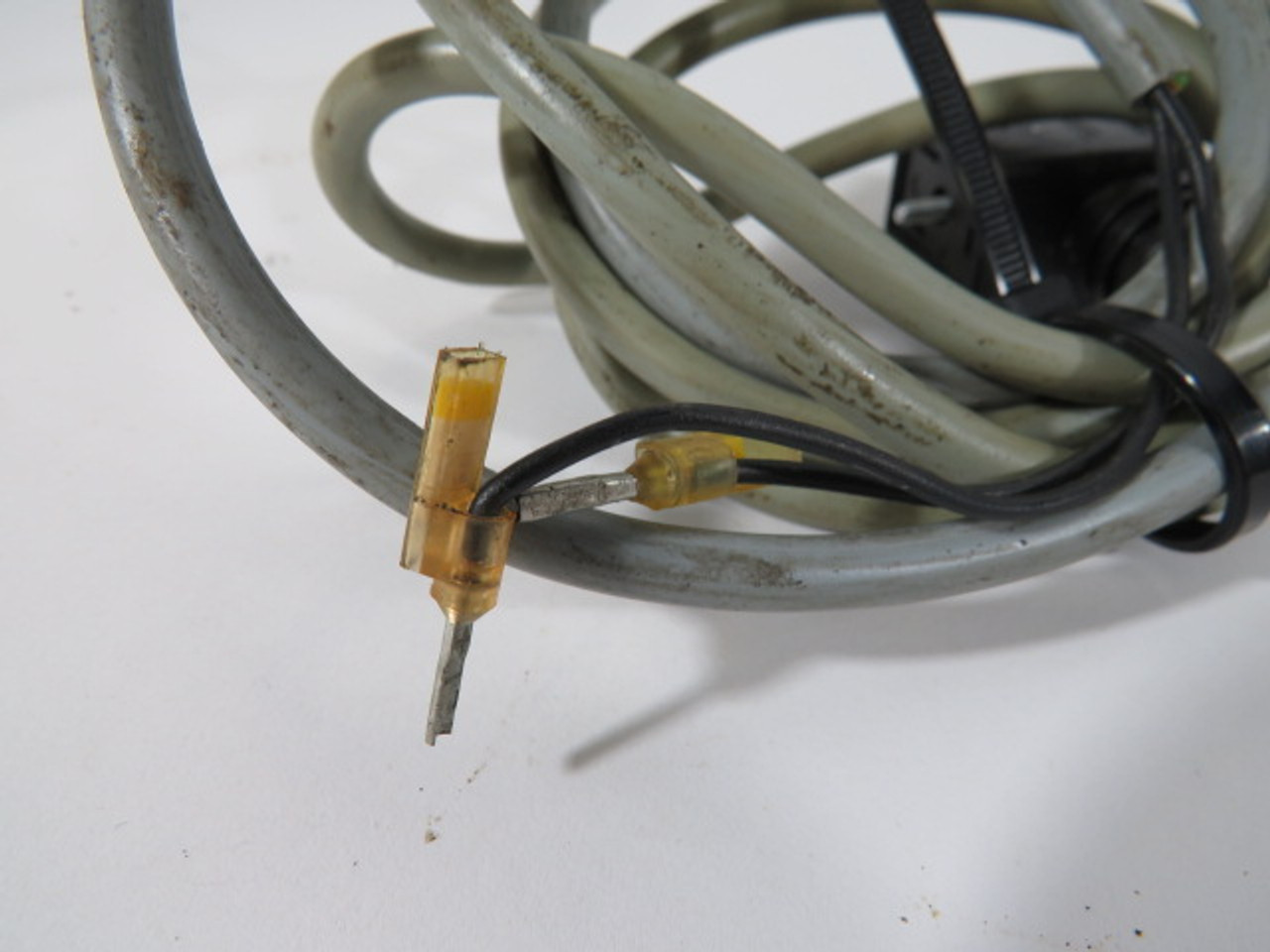 Festo KMF-124-10-LED / 24V 193458 - Cable w/ LED & Socket Connector USED