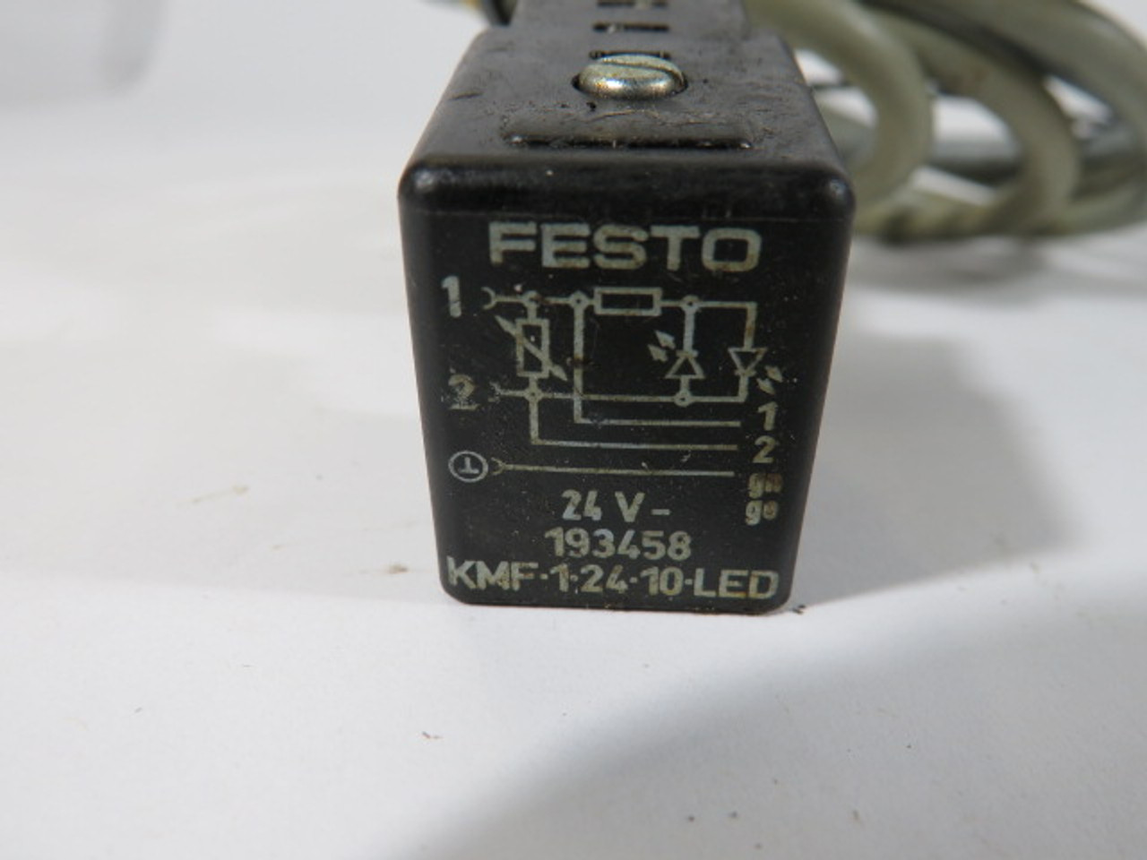 Festo KMF-124-10-LED / 24V 193458 - Cable w/ LED & Socket Connector USED