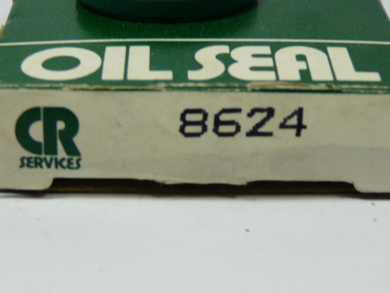 Chicago Rawhide 8624 Oil Seal 7/8 x 1-1/4 x 3/16 ! NEW !