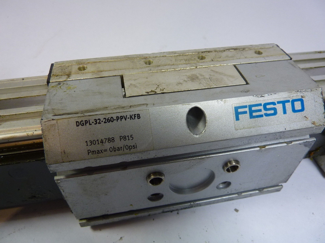 Festo DGPL-32-260-PPV-ILFB Linear Slide USED