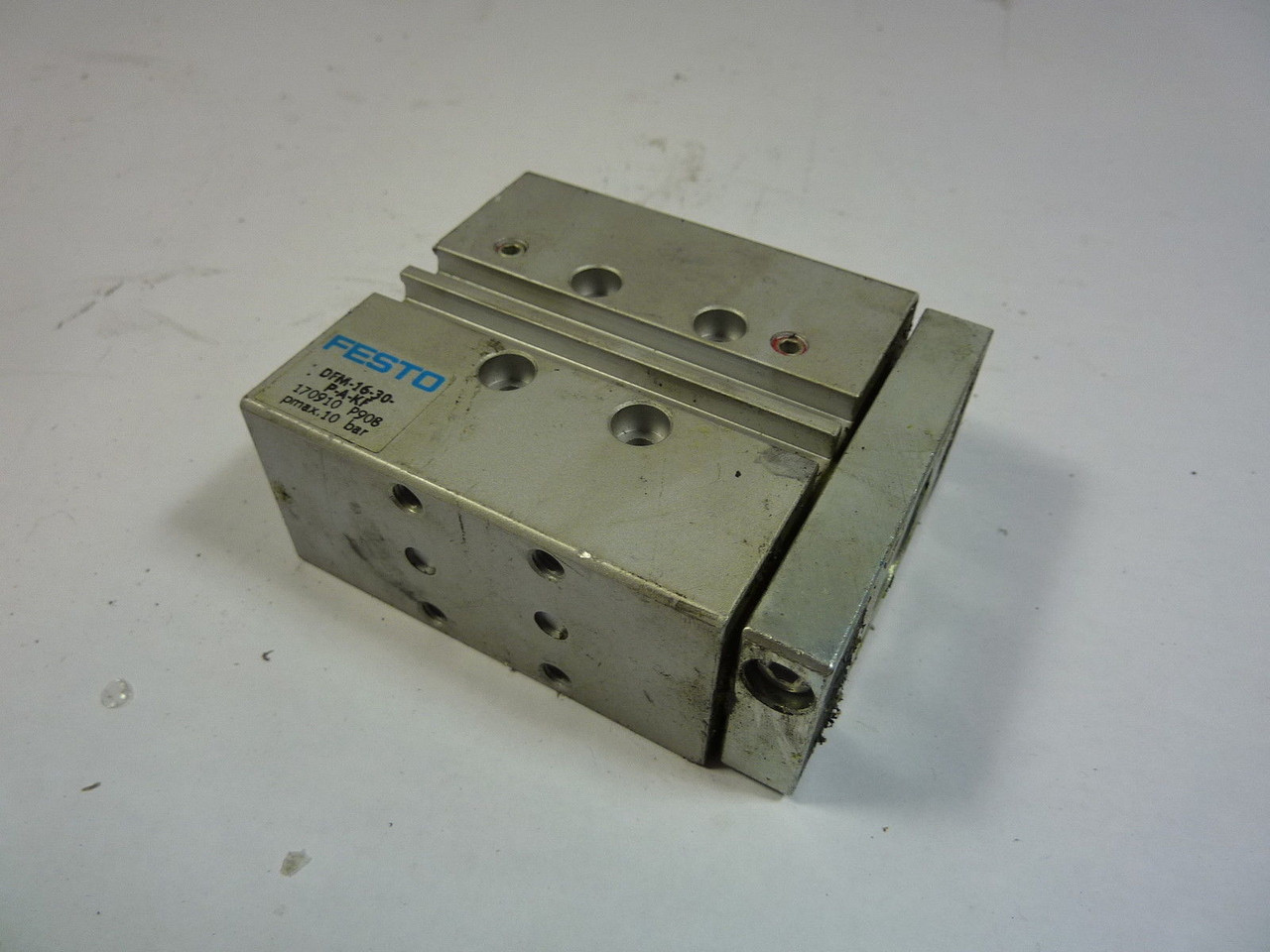 Festo 170910 DFM-16-30-P-A-KF Linear Actuator USED