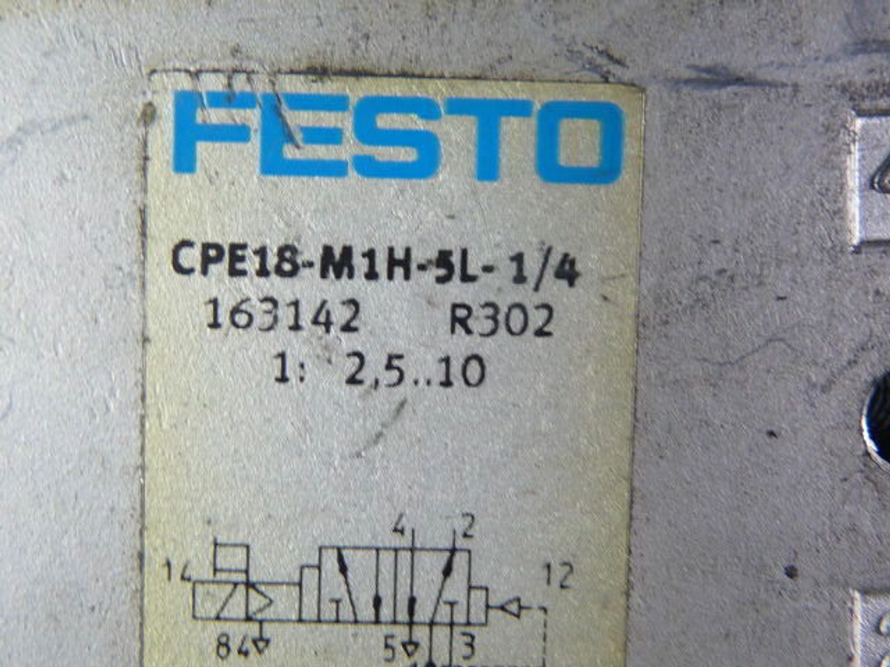 Festo 163142 CPE18-M1H-5L-1/4 Solenoid Valve 2.5 - 10 Bar USED