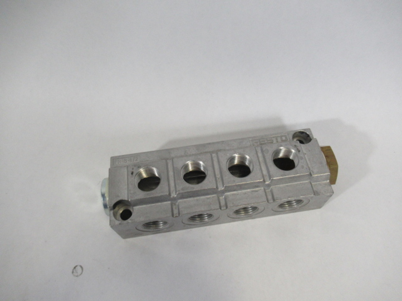 Festo FR-8-1/2 Pneumatic Valve Block USED