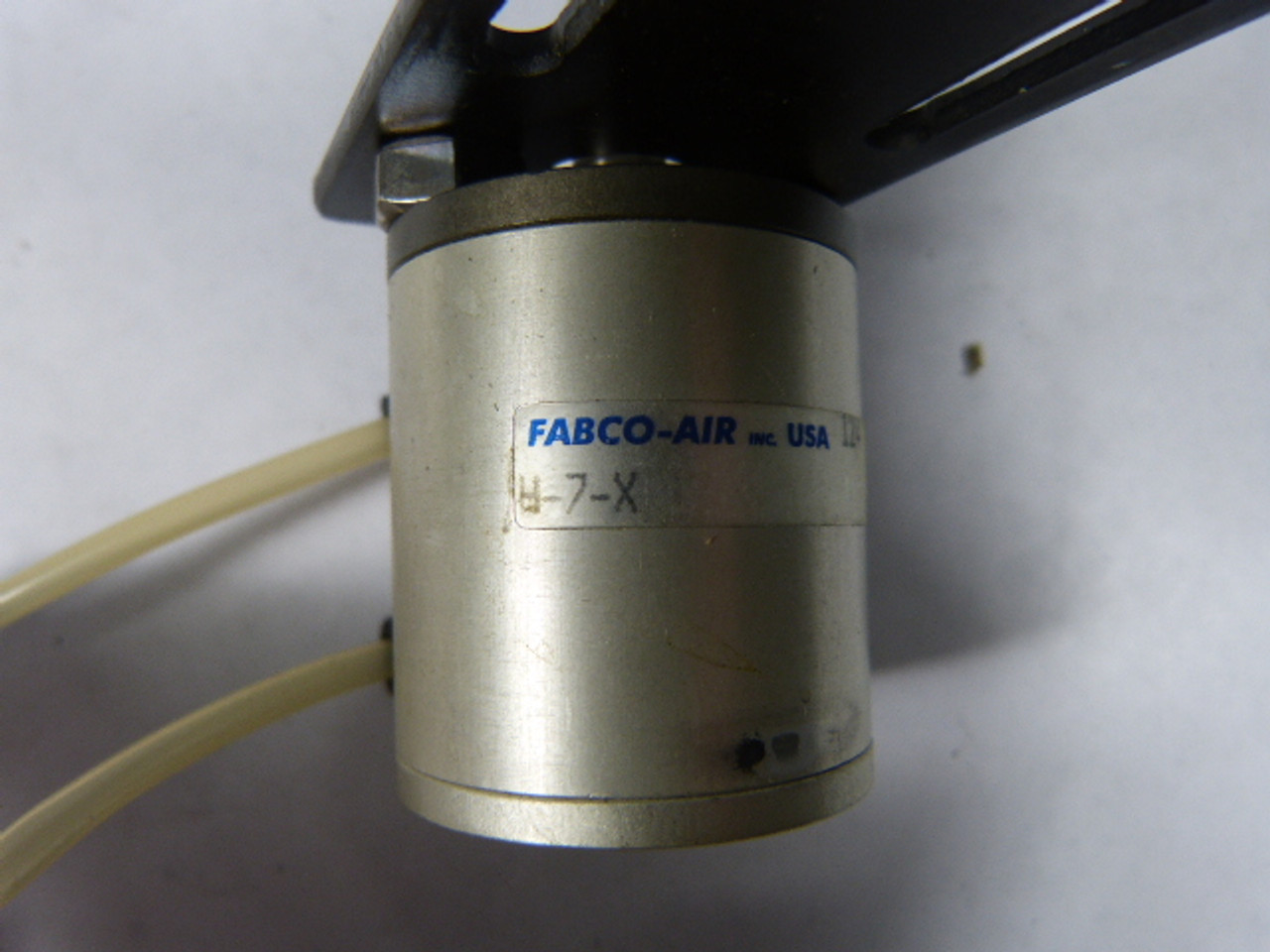 Fabco-Air H-7-X Air Cylinder USED