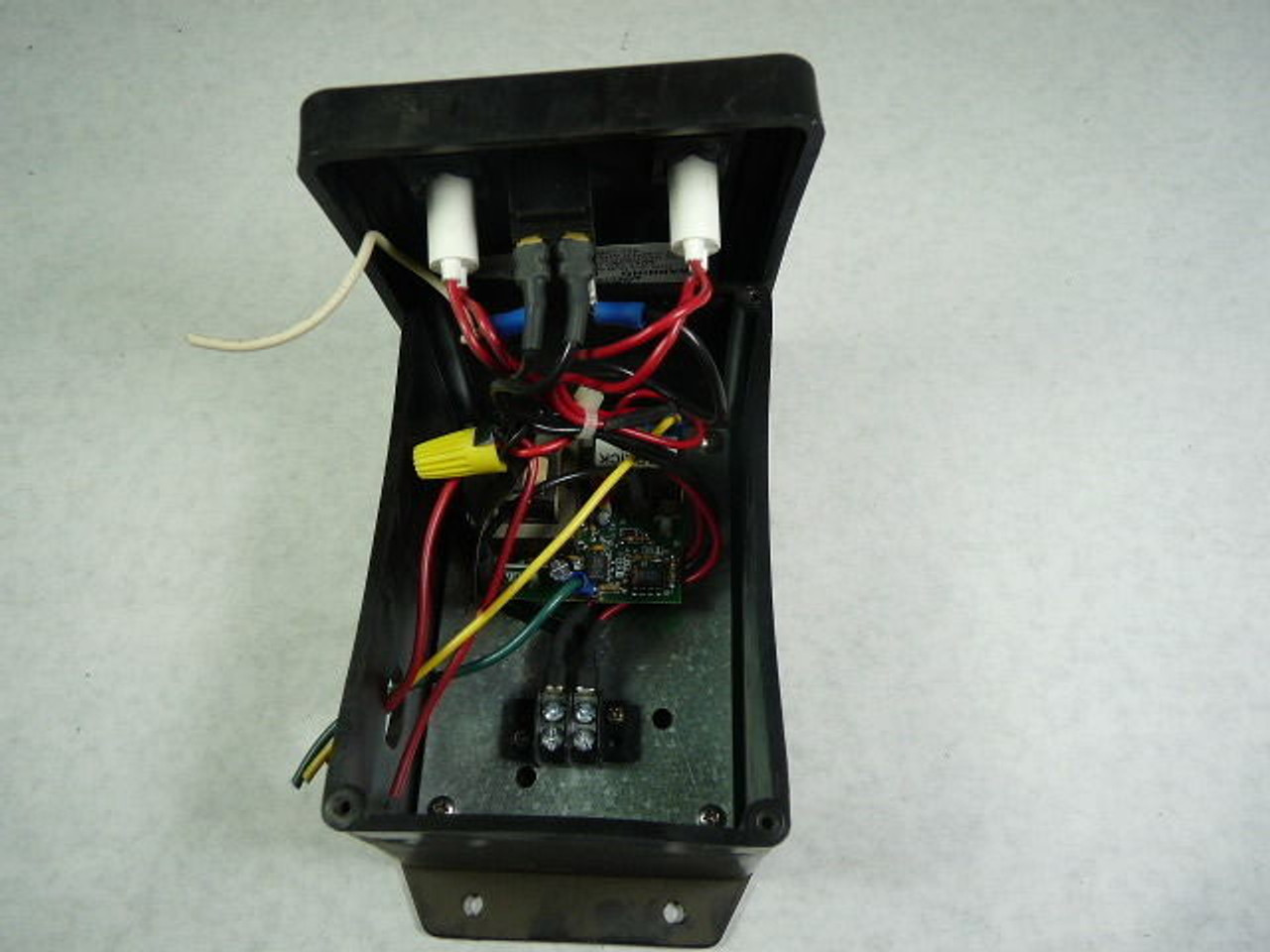 Lufran 2PLL-PB-1 Level Meter 120V 5A USED