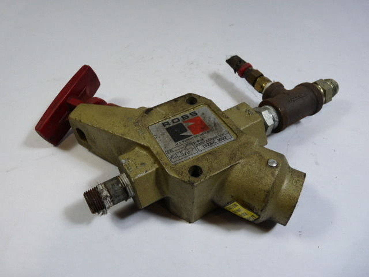 Ross 1523-C-3002 Relief Valve 3-Way USED