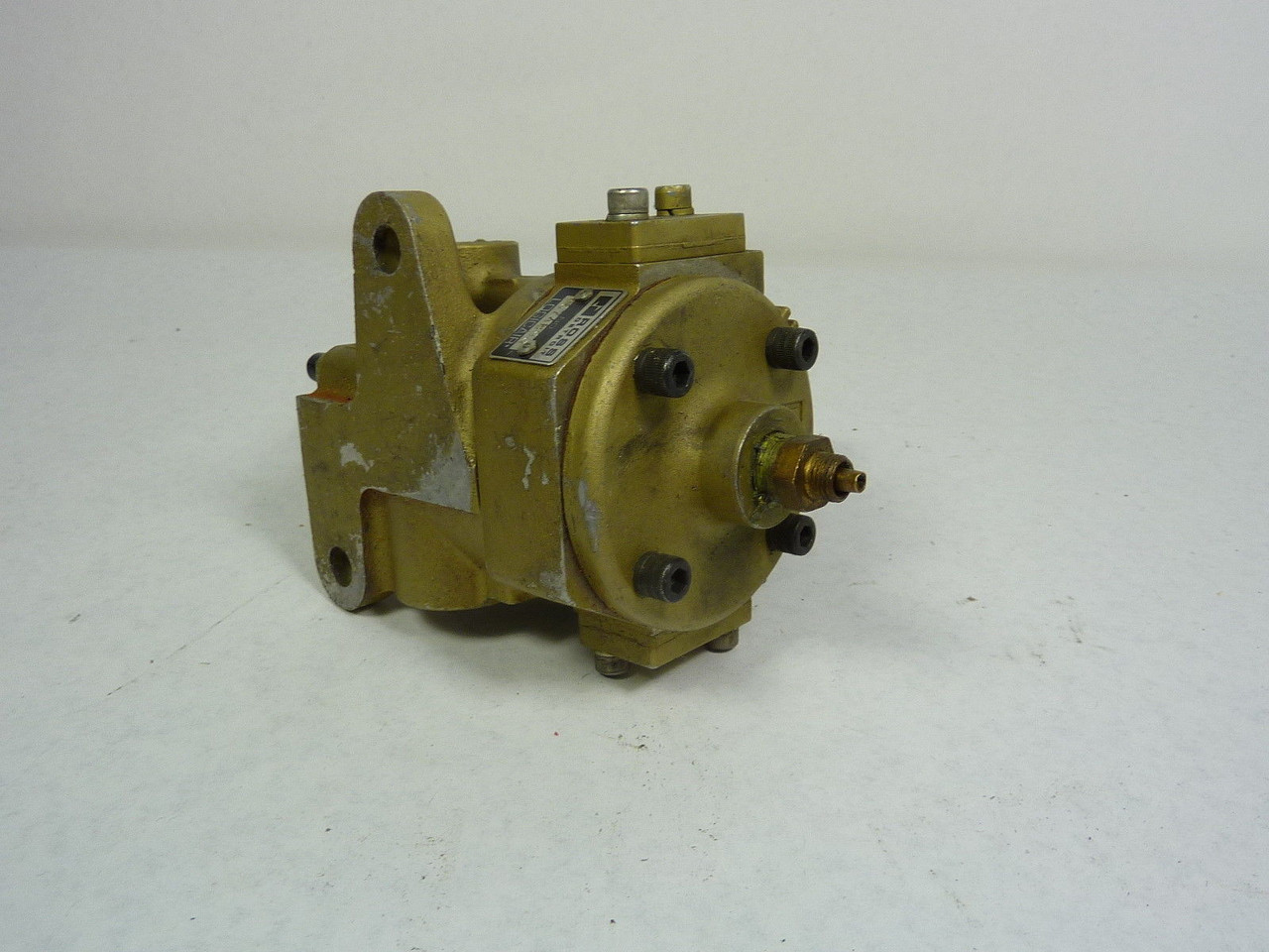 Ross Controls 2786A2001 Air Valve USED