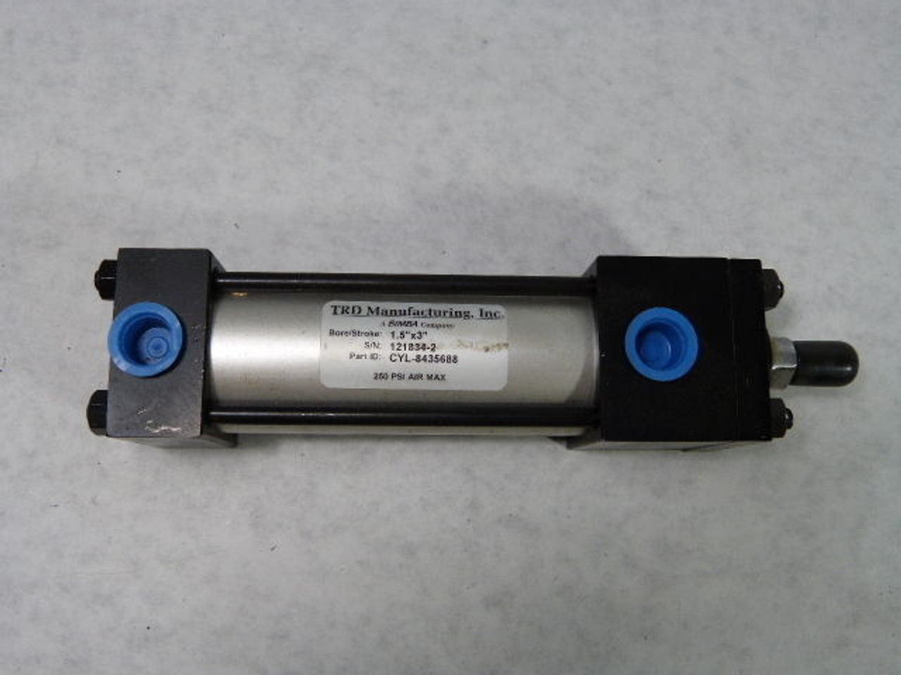 TRD CYL-8435688 Pneumatic Cylinder 1.5 USED