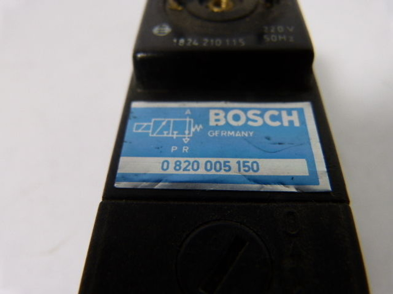 Bosch 0820005150 Solenoid Valve USED