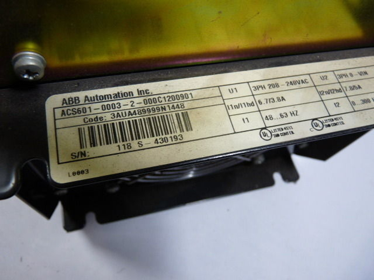 ABB ACS601-0006-2-000B1500801 AC Drive 3Ph 208-240V 12/9.4A 48-63Hz USED