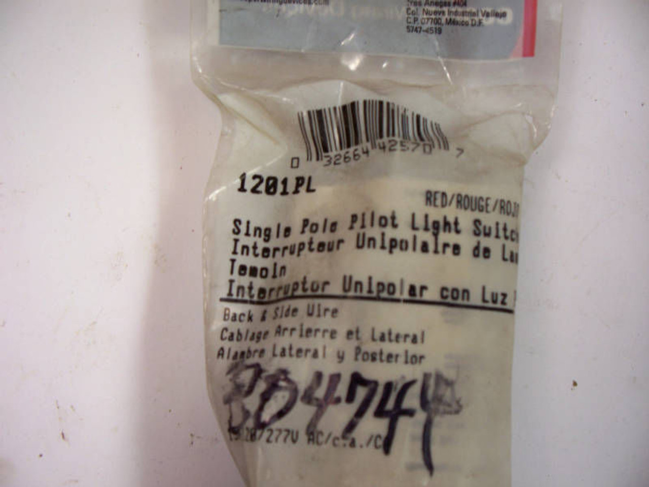 EAGLE ELECTRIC 1201PL Pilot Light Switch ! NEW !