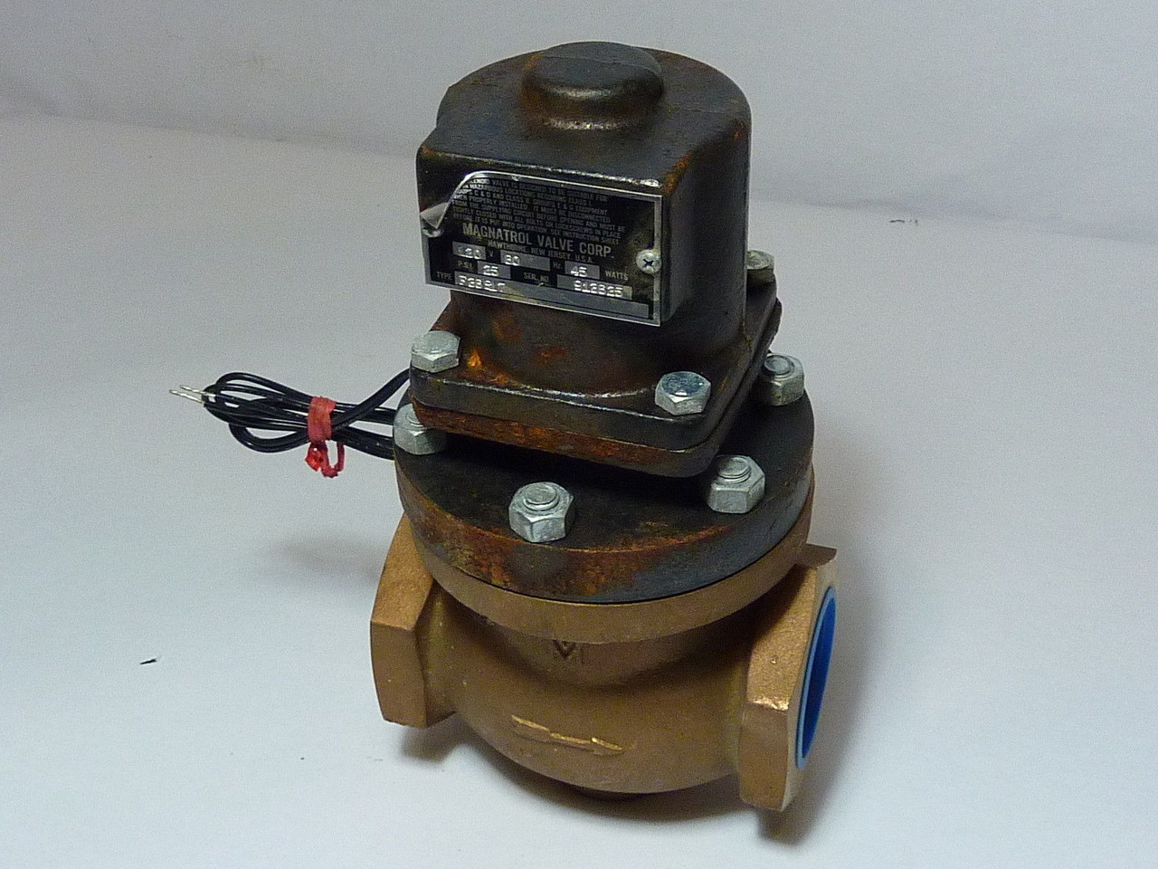 Magnatrol F36S17 Solenoid Valve 120V 25psi ! NEW !