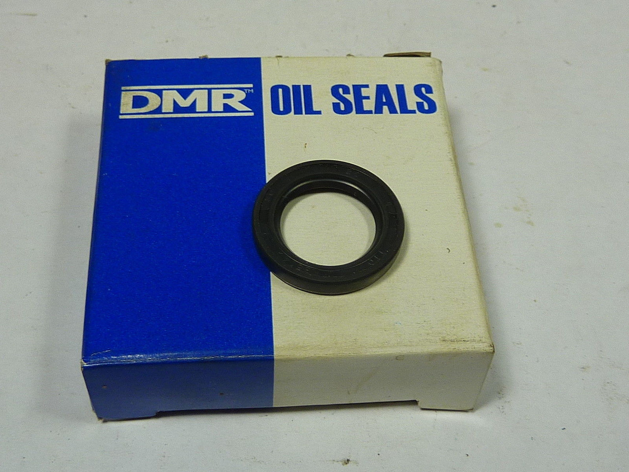DMR 17254 Oil Seal ! NEW !