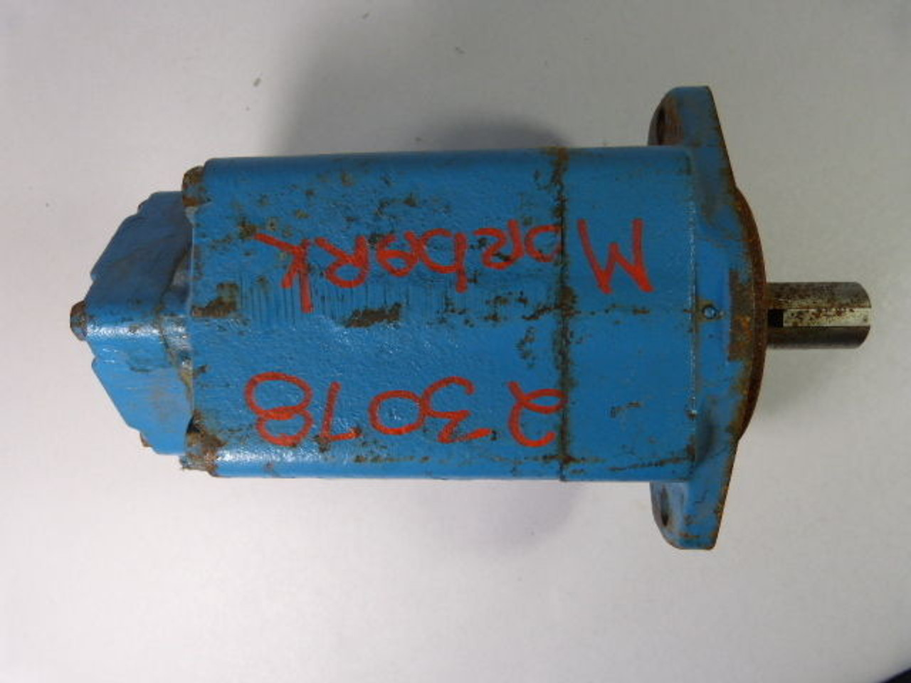 Vickers 3620VQ25A12 Vane Pump USED