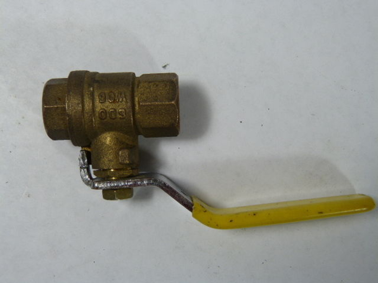 Fortune 220-T Brass Ball Valve 1/4 600 WOG USED