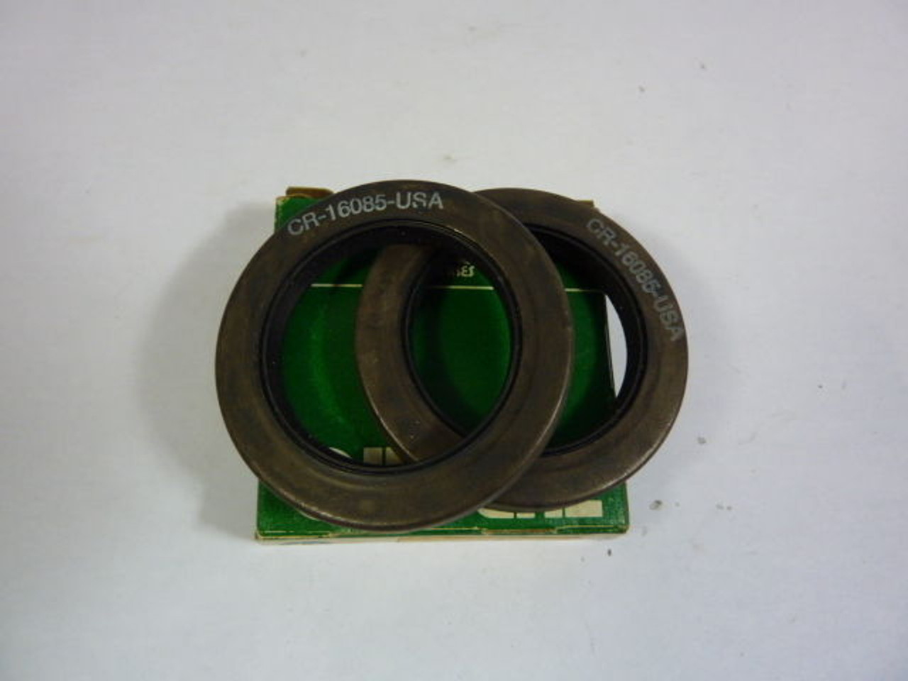 Chicago Rawhide 16085 Oil Seal 2.374"x1.625"x.313"  ! NEW !