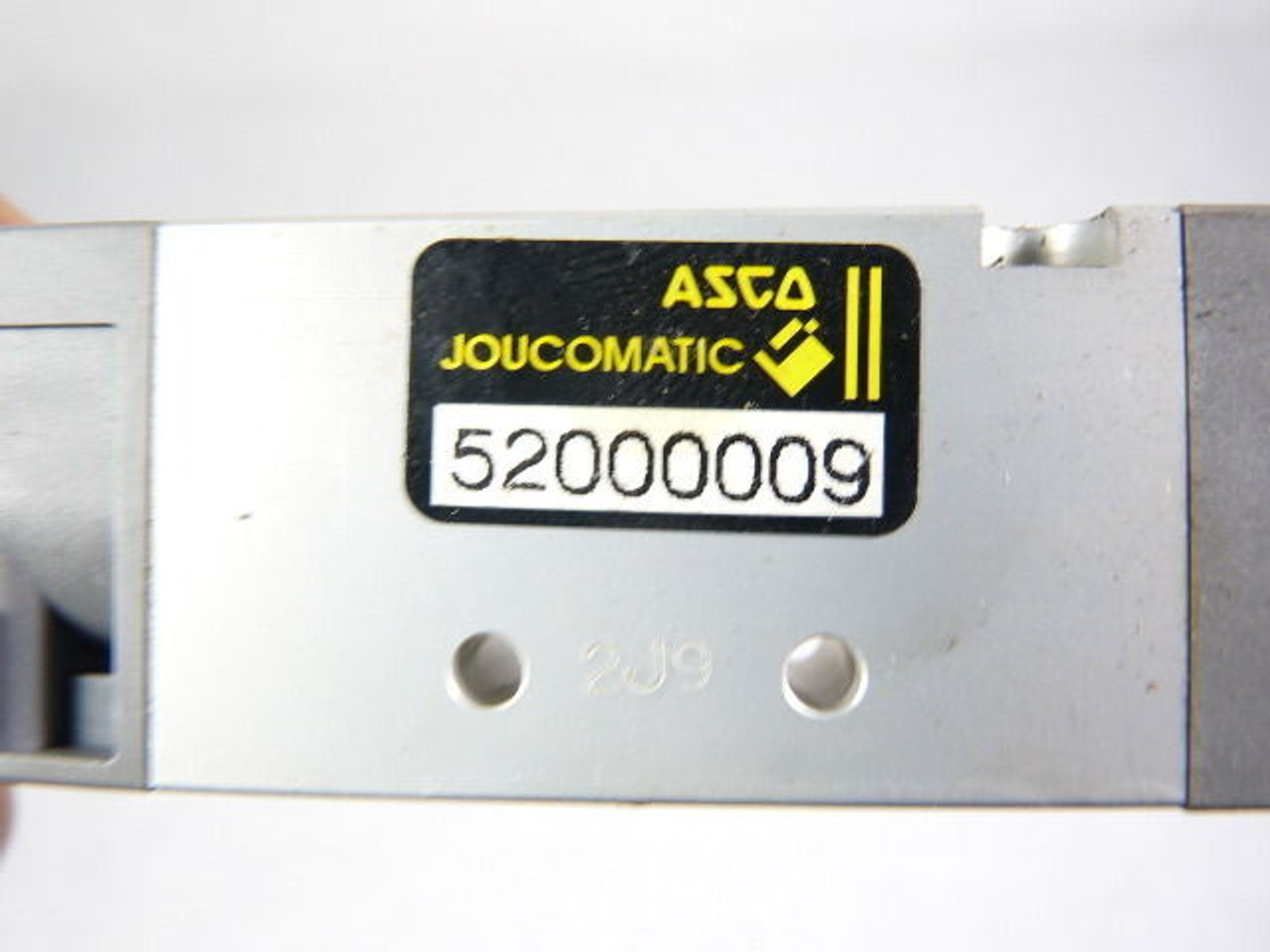 Asco 52000009 Solenoid Spool Valve 5/3 W1 1/8" 24VDC USED