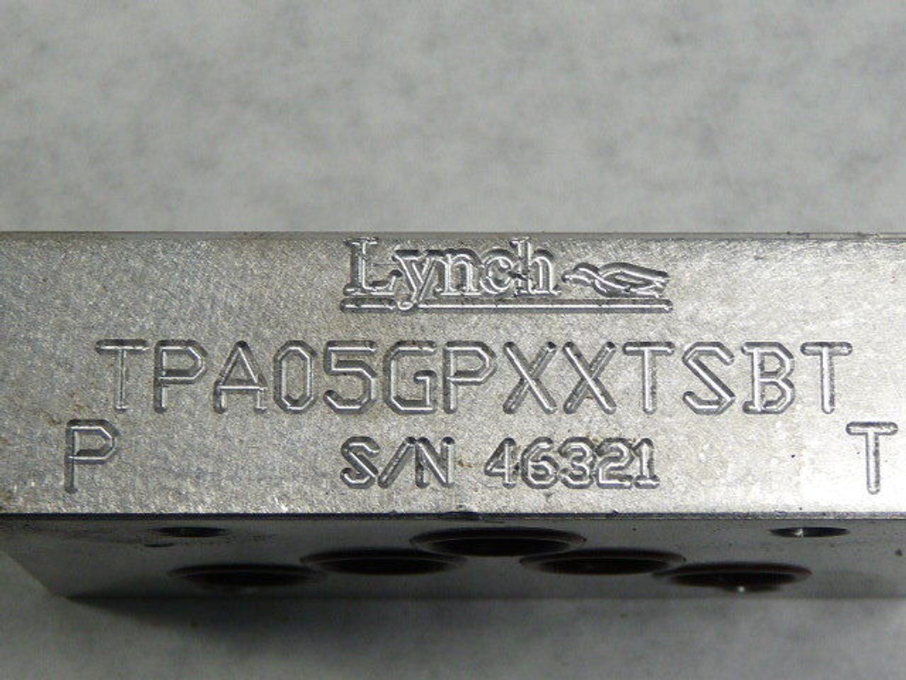 Lynch TPA05GPXXTSBT Fluid Control Bar Manifold ! NEW !