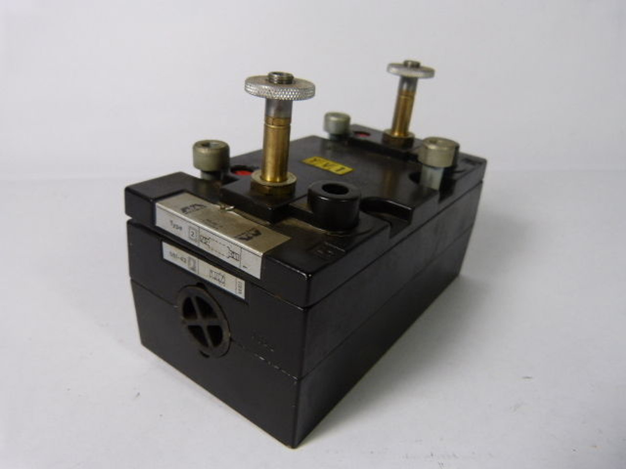 Mecman Double Ended Solenoid Valve 581-42 USED