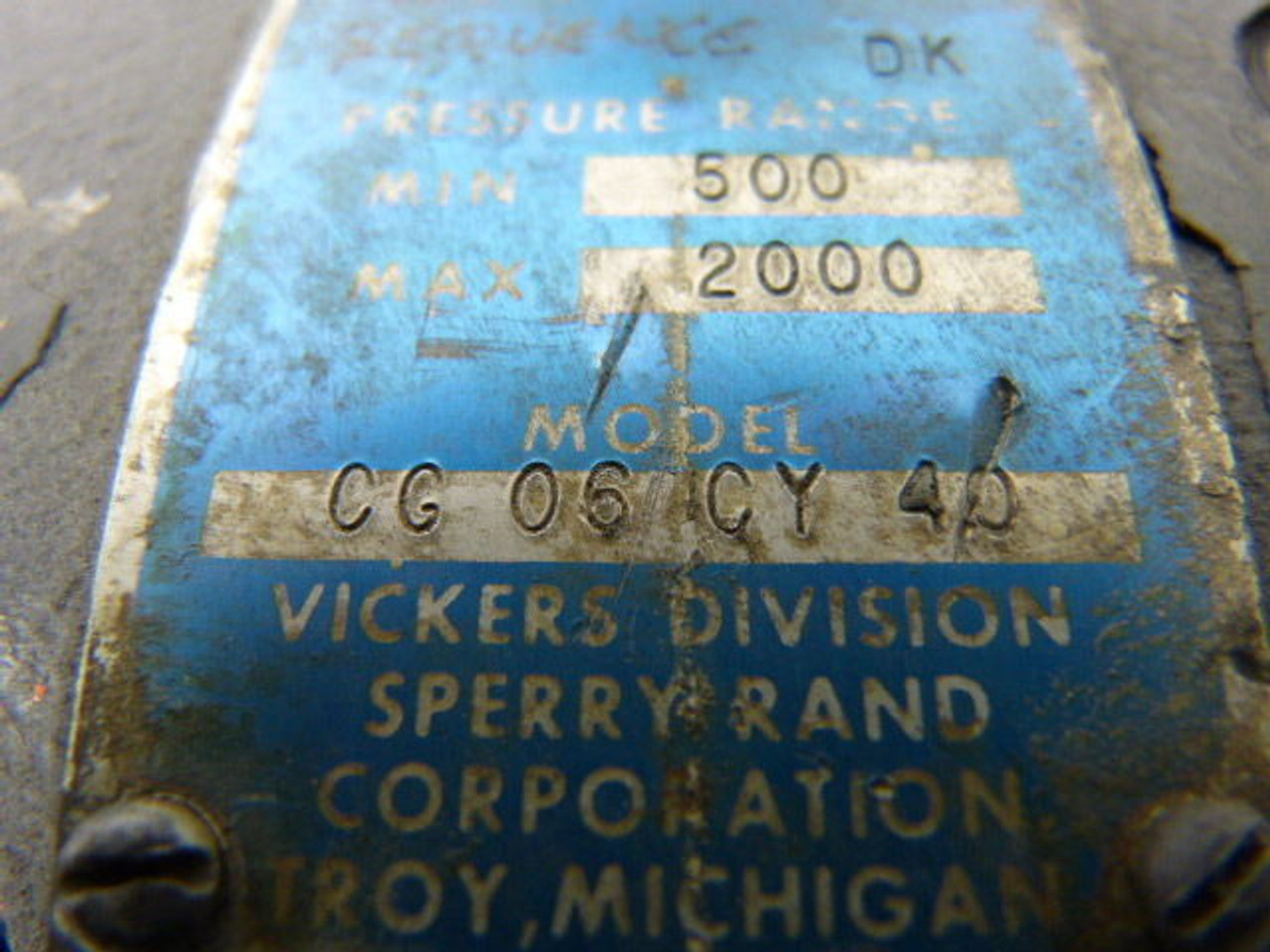 Vickers CG-06-C4-40 Relief Valve USED