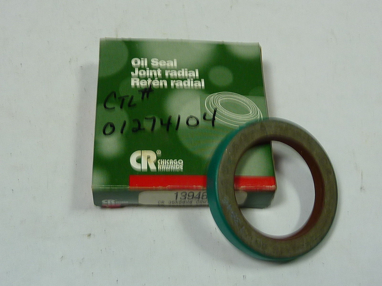 Chicago Rawhide 13946 Oil Seal 35x50x8mm ! NEW !