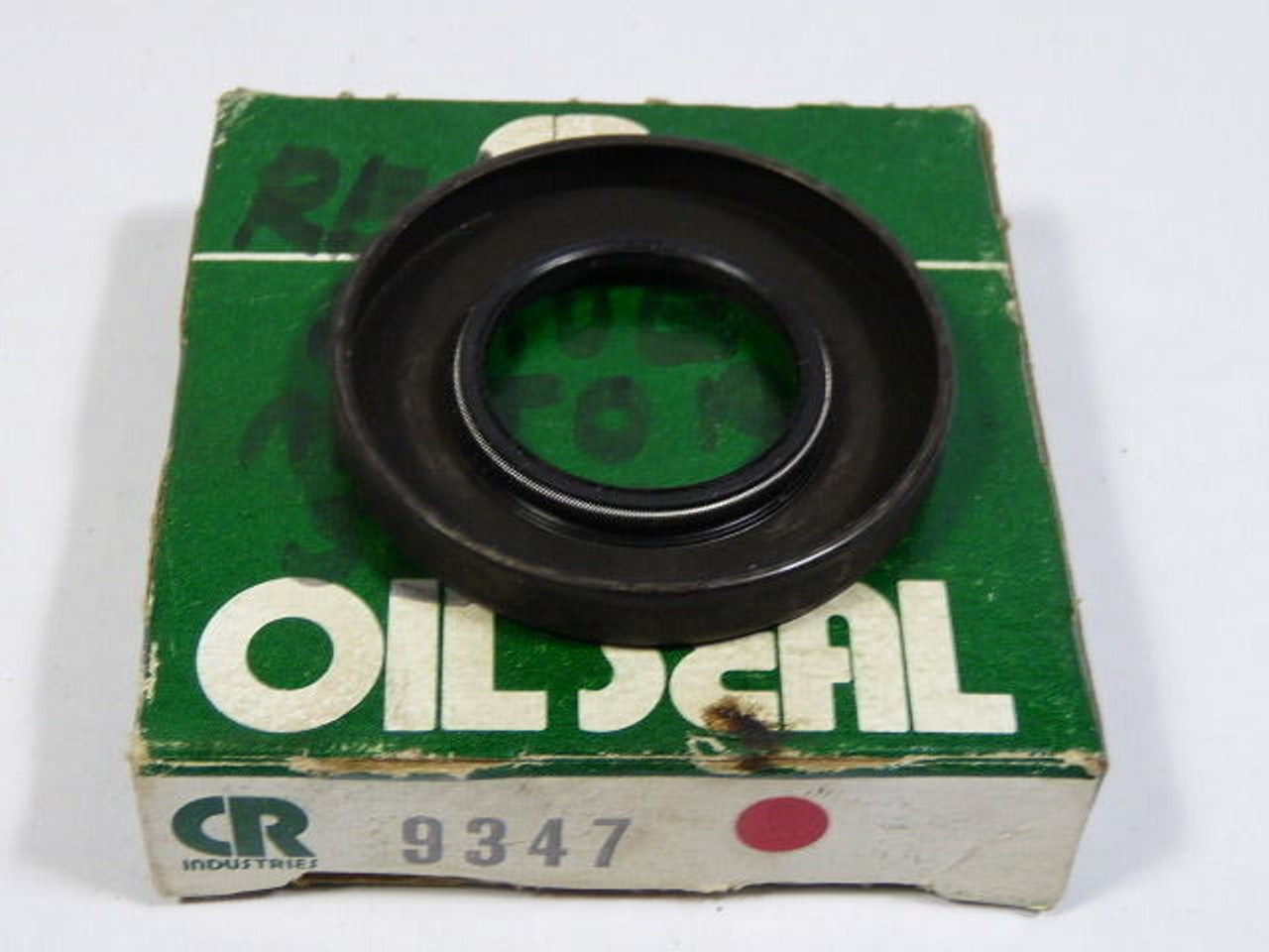 Chicago Rawhide 9347 Oil Seal 15/16x1.752x1/4in Nitrile Rubber ! NEW !