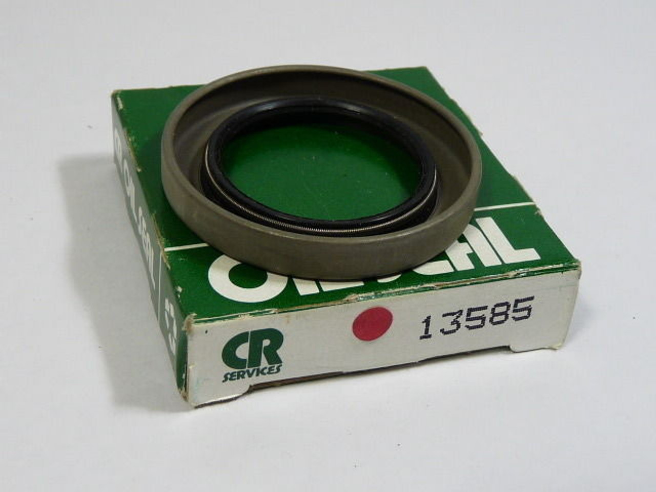 Chicago Rawhide 13585 Oil Seal 1.375x2.062x0.313in Type 2 ! NEW !