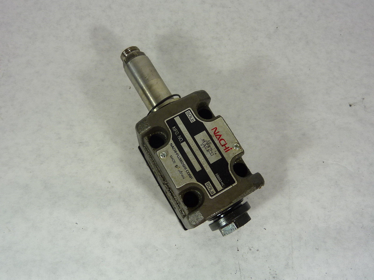 Nachi SA-G03-H3X-C115-E21 Solenoid Valve USED